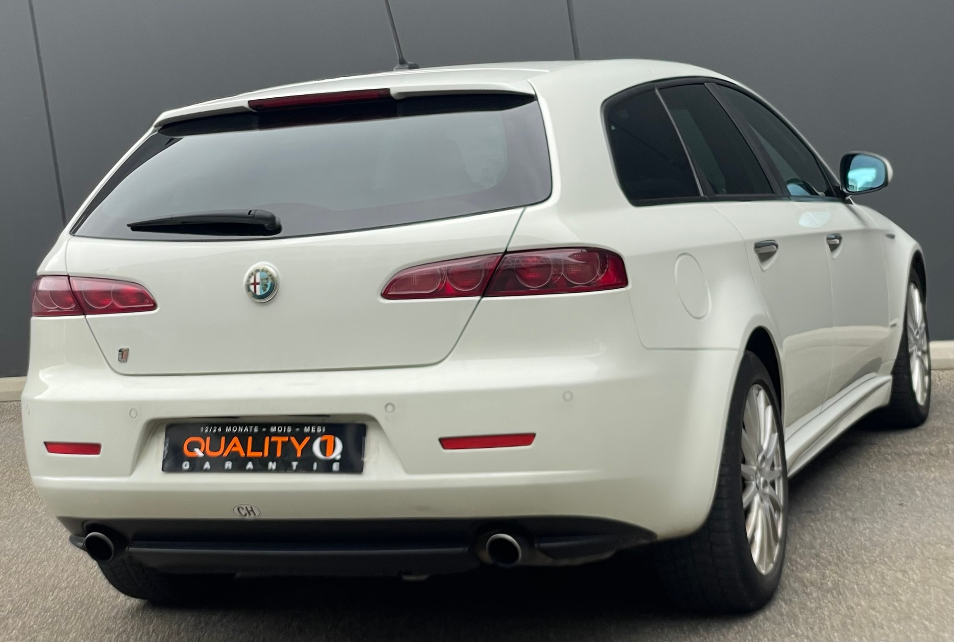 ALFA ROMEO 159 SW 2.4 JTD Lusso Limited Ed. Q-Tronic-image-2