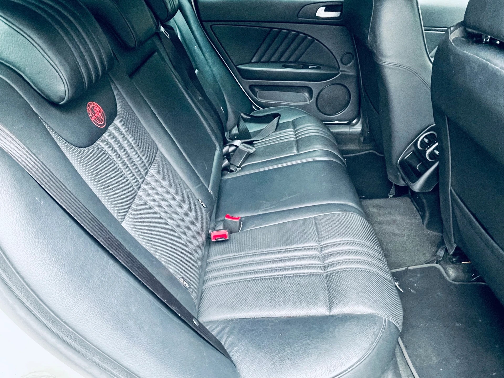 ALFA ROMEO 159 SW 2.4 JTD Lusso Limited Ed. Q-Tronic-image-3