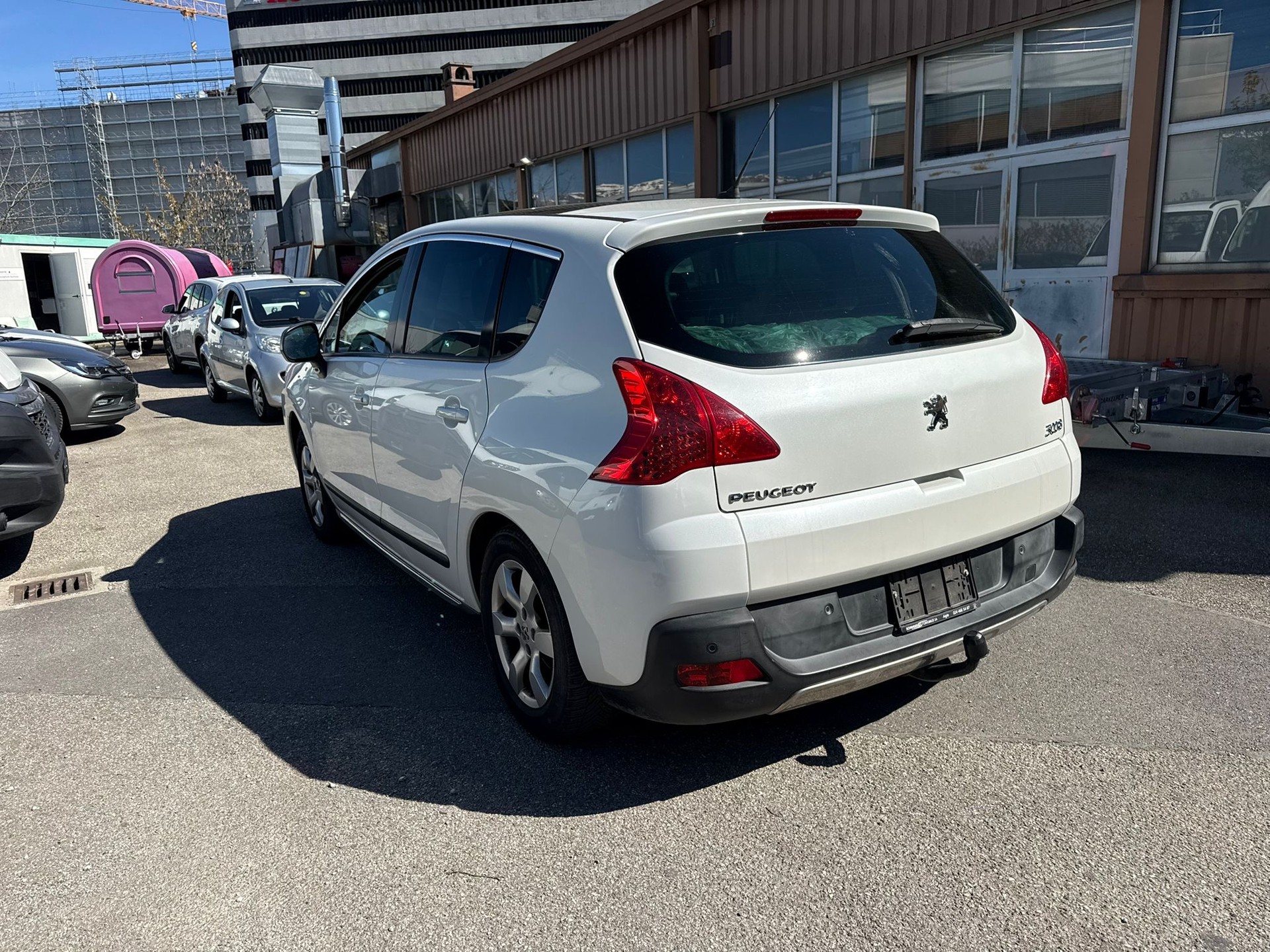 PEUGEOT 3008 1.6 16V T Platinum-image-12