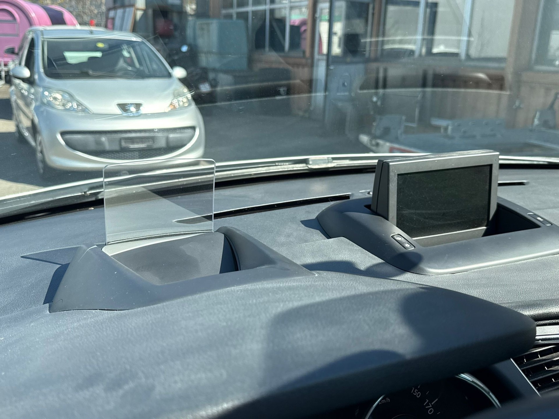 PEUGEOT 3008 1.6 16V T Platinum-image-3