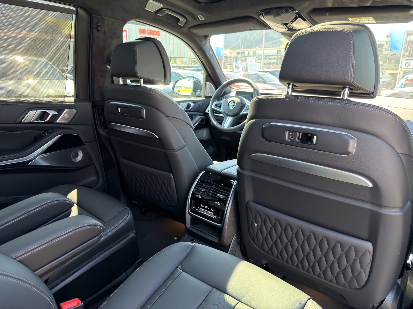 BMW X7 xDrive 48V 40d M Sport Pro-image-20