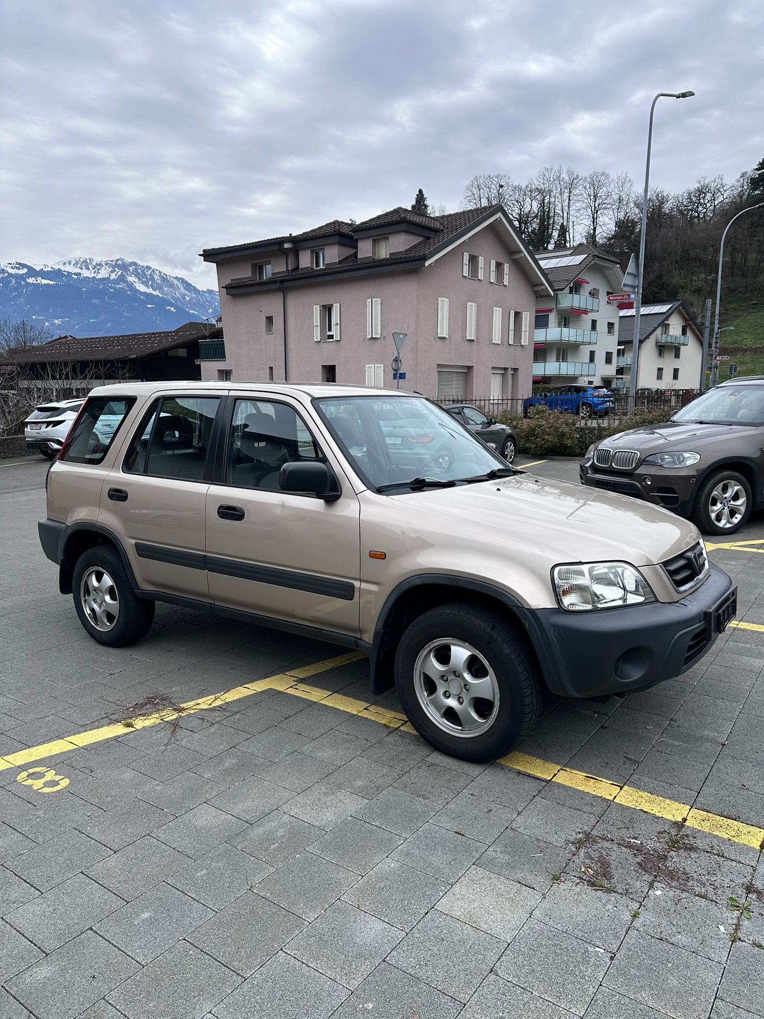 HONDA CR-V 2.0i 4WD LS-image-2
