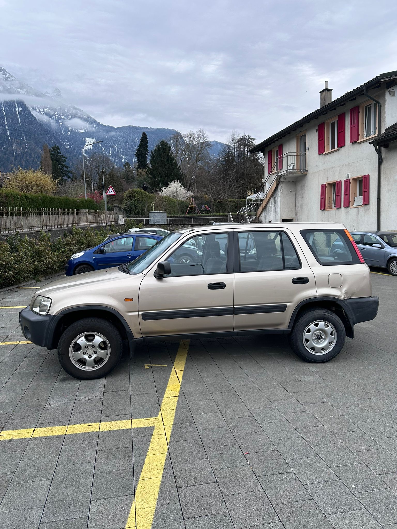HONDA CR-V 2.0i 4WD LS-image-6