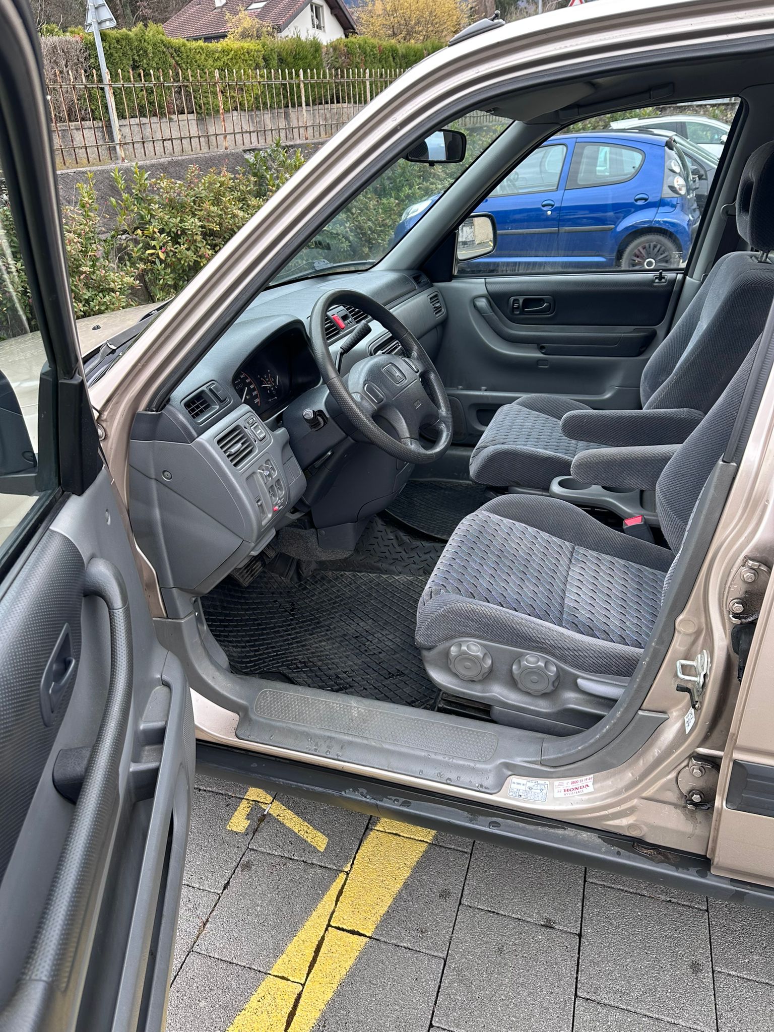 HONDA CR-V 2.0i 4WD LS-image-8