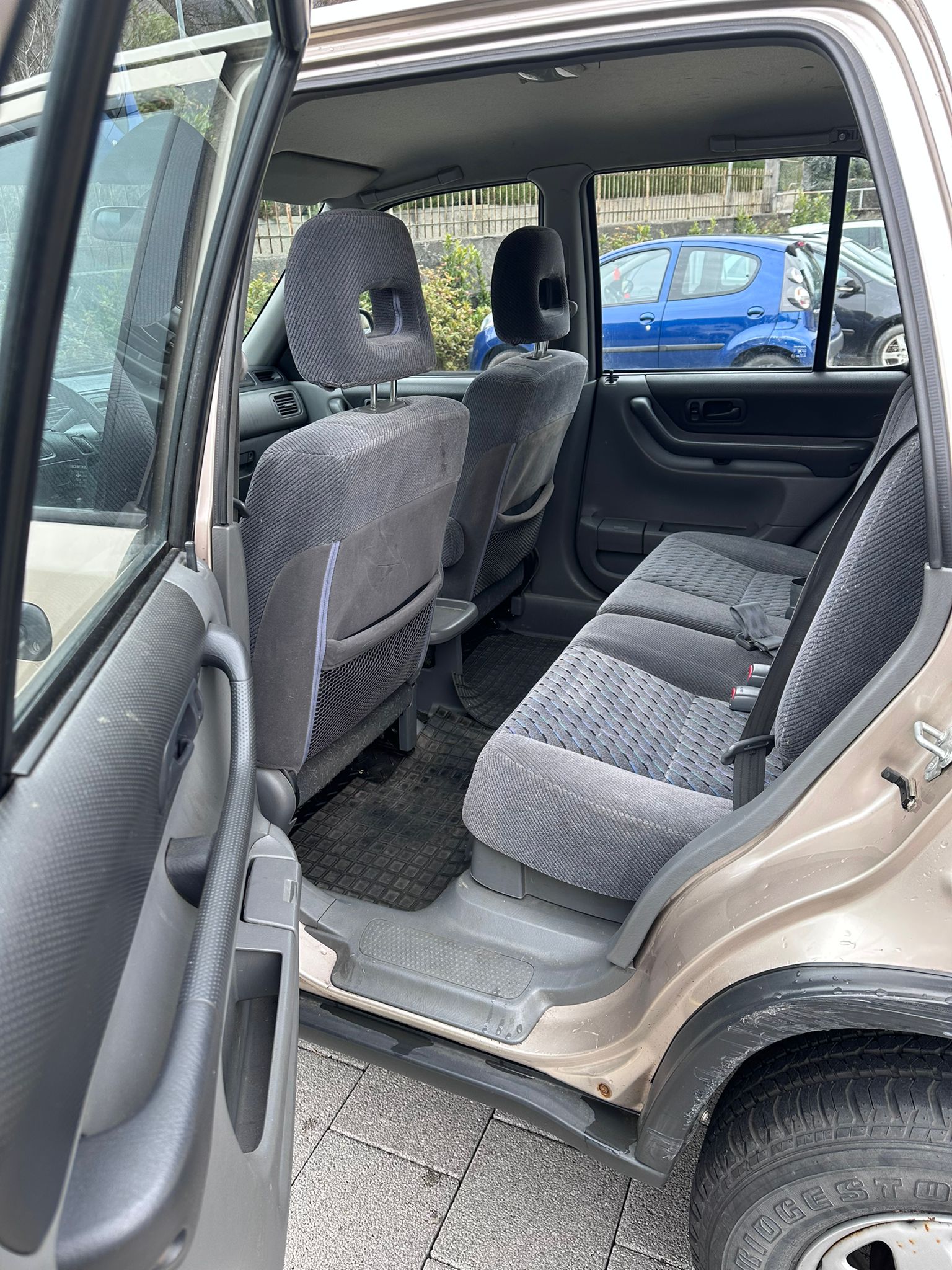 HONDA CR-V 2.0i 4WD LS-image-12