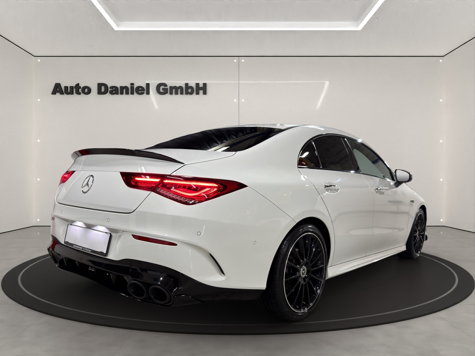 MERCEDES-BENZ CLA 200 d AMG Line 8G-DCT-image-5