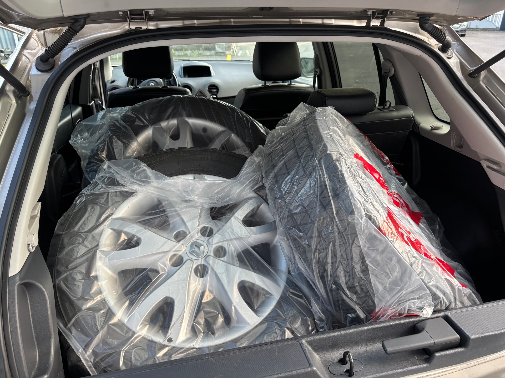 RENAULT Koleos 2.0 dCi Bose 4x4 Automatic-image-7