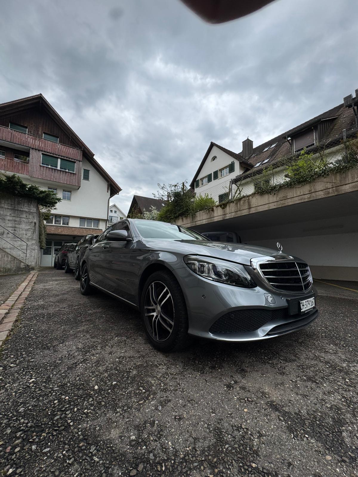 MERCEDES-BENZ Mercedes-Benz C 300 e 9G-Tronic Limousine-image-1