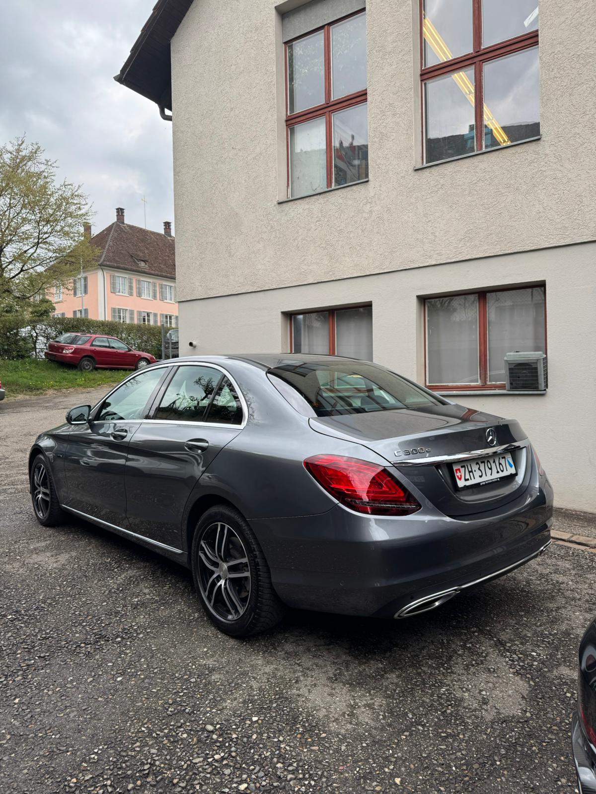 MERCEDES-BENZ Mercedes-Benz C 300 e 9G-Tronic Limousine-image-2