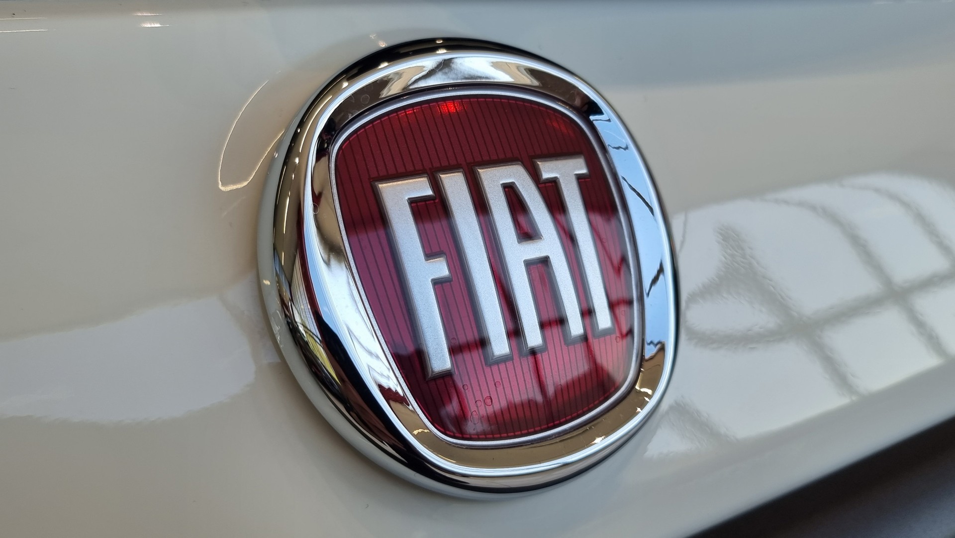 FIAT Panda 1.0 Hybrid City Life-image-16