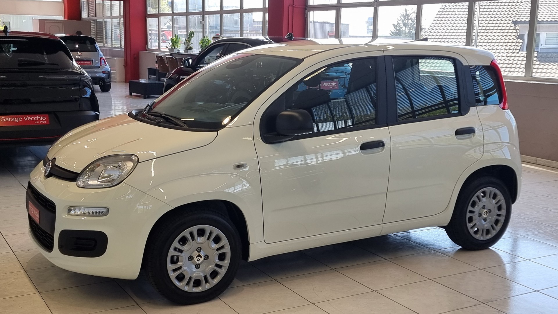 FIAT Panda 1.0 Hybrid City Life-image-1
