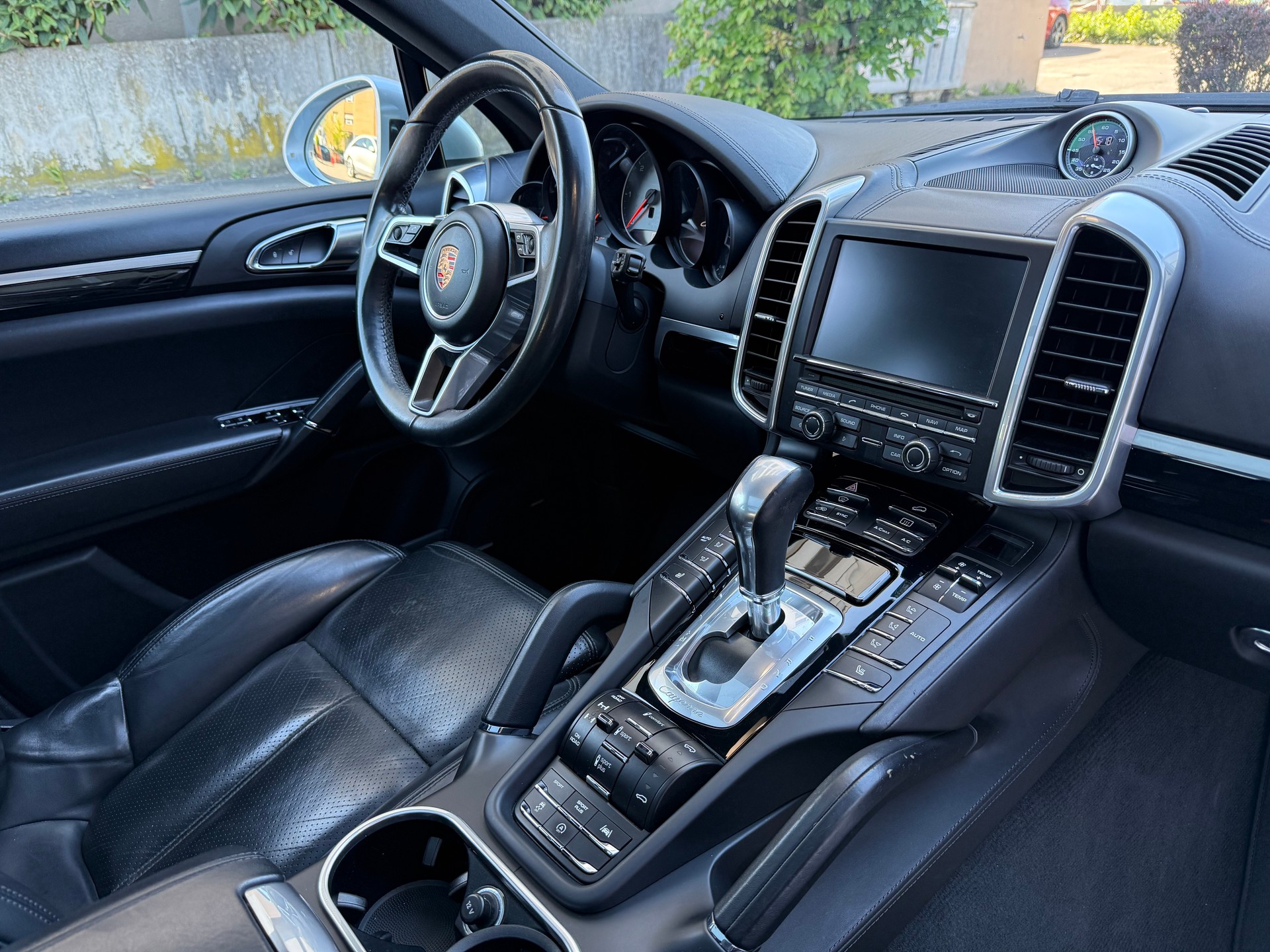 PORSCHE Cayenne S Diesel *1.st Erster Hand *ab MFK *Panorama-Glasdach *Sitzheizung v+h Spurwechsel-Assistent *Tempomat *Start/Stop-image-15