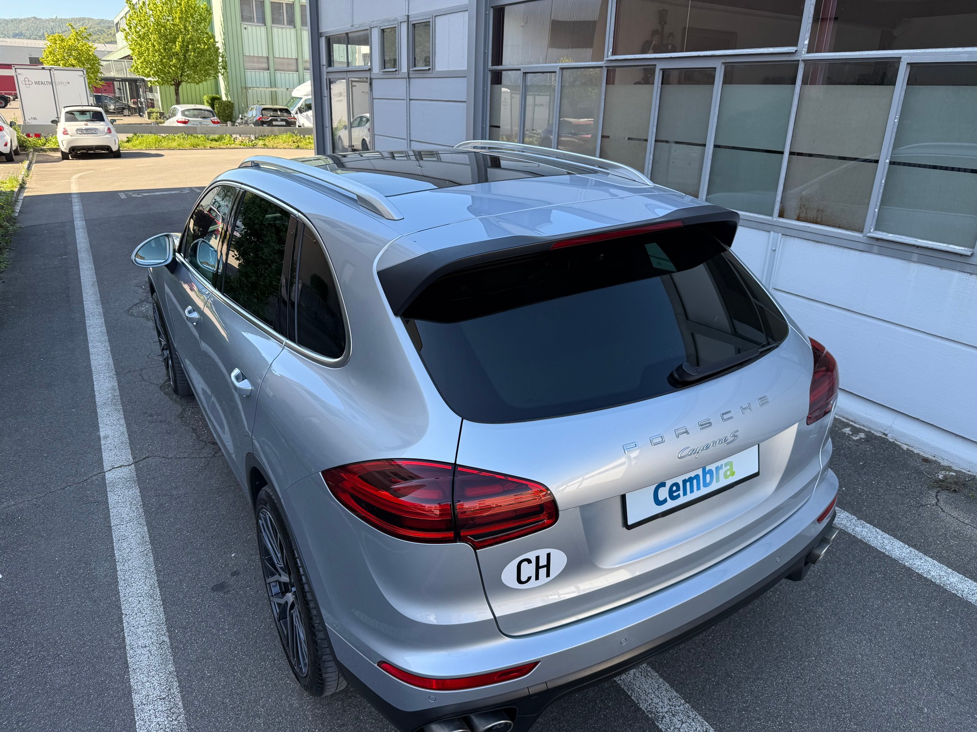 PORSCHE Cayenne S Diesel *1.st Erster Hand *ab MFK *Panorama-Glasdach *Sitzheizung v+h Spurwechsel-Assistent *Tempomat *Start/Stop-image-4