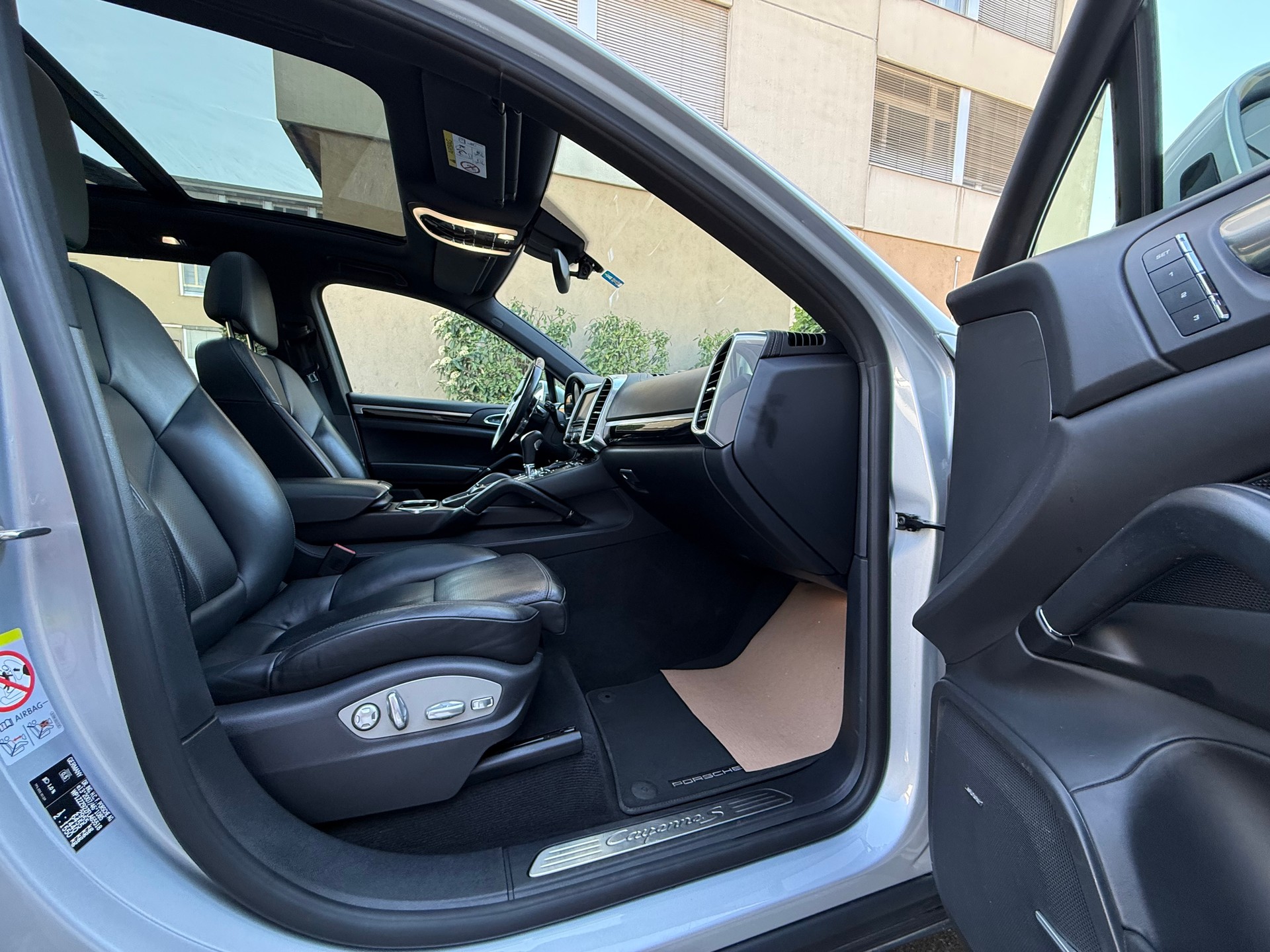 PORSCHE Cayenne S Diesel *1.st Erster Hand *ab MFK *Panorama-Glasdach *Sitzheizung v+h Spurwechsel-Assistent *Tempomat *Start/Stop-image-13