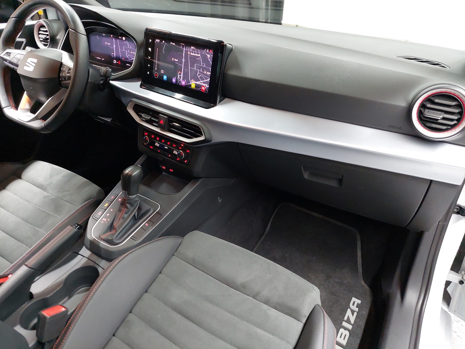 SEAT Ibiza 1.0 EcoTSI FR DSG-image-9