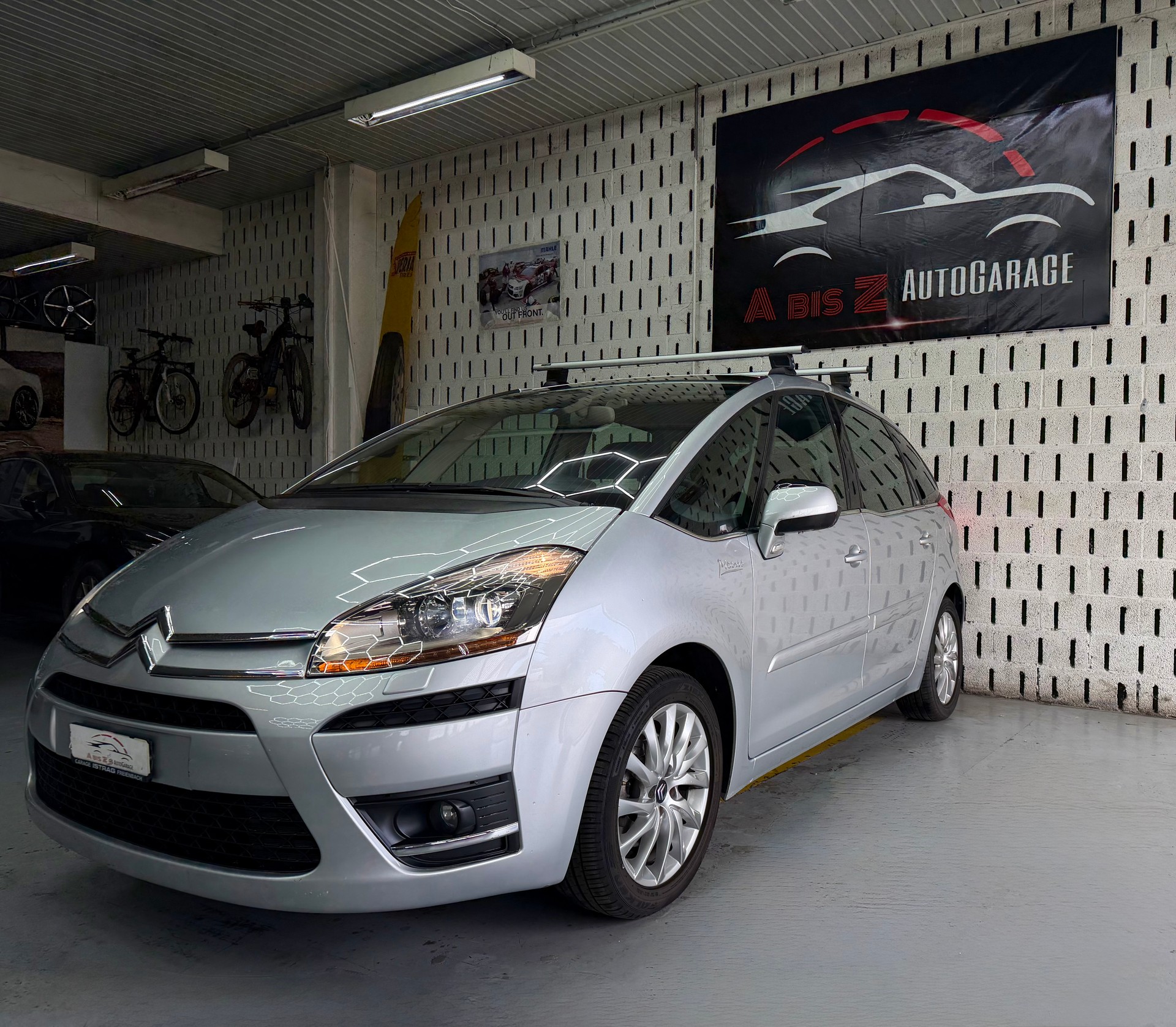 CITROEN C4 Picasso 2.0i 16V Dynamique BMP6-image-0
