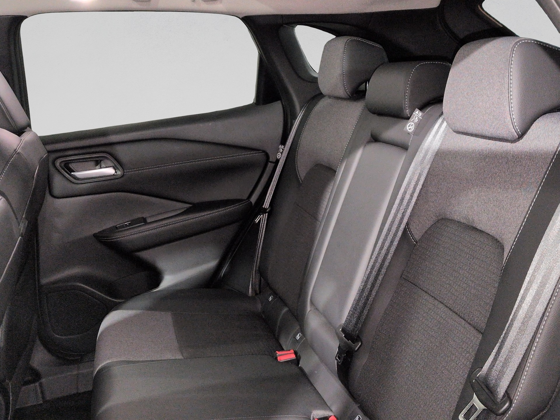 NISSAN Qashqai 1.3 DIG-T MHEV N-Connecta Xtronic-image-14