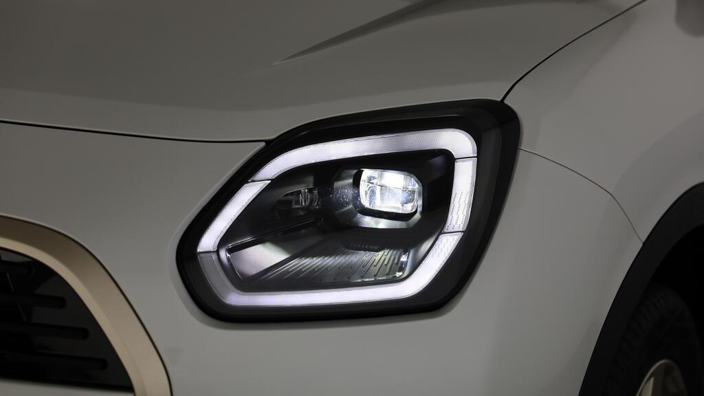 MINI Countryman C-image-15