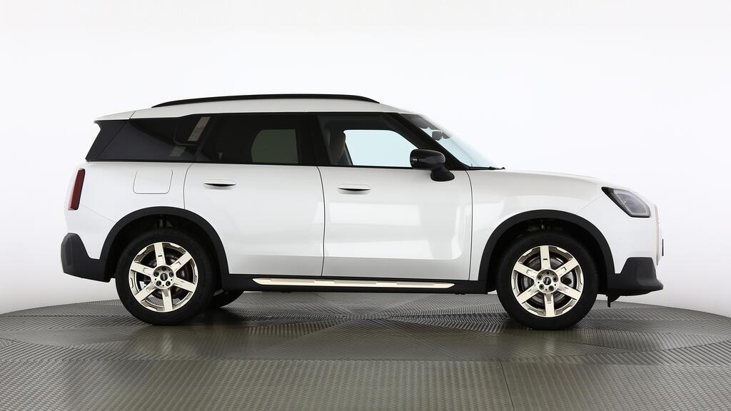 MINI Countryman C-image-1