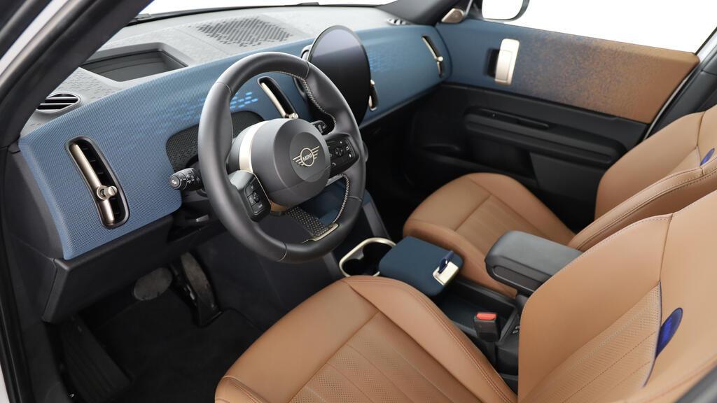 MINI Countryman C-image-16