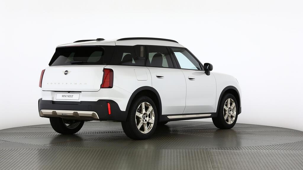 MINI Countryman C-image-4