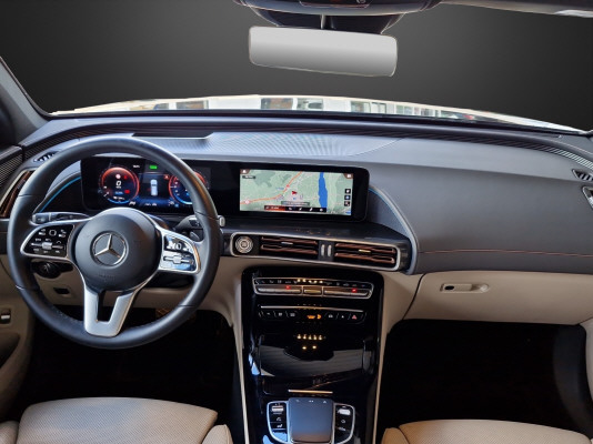 MERCEDES-BENZ EQC 400 4Matic EQ Star-image-6