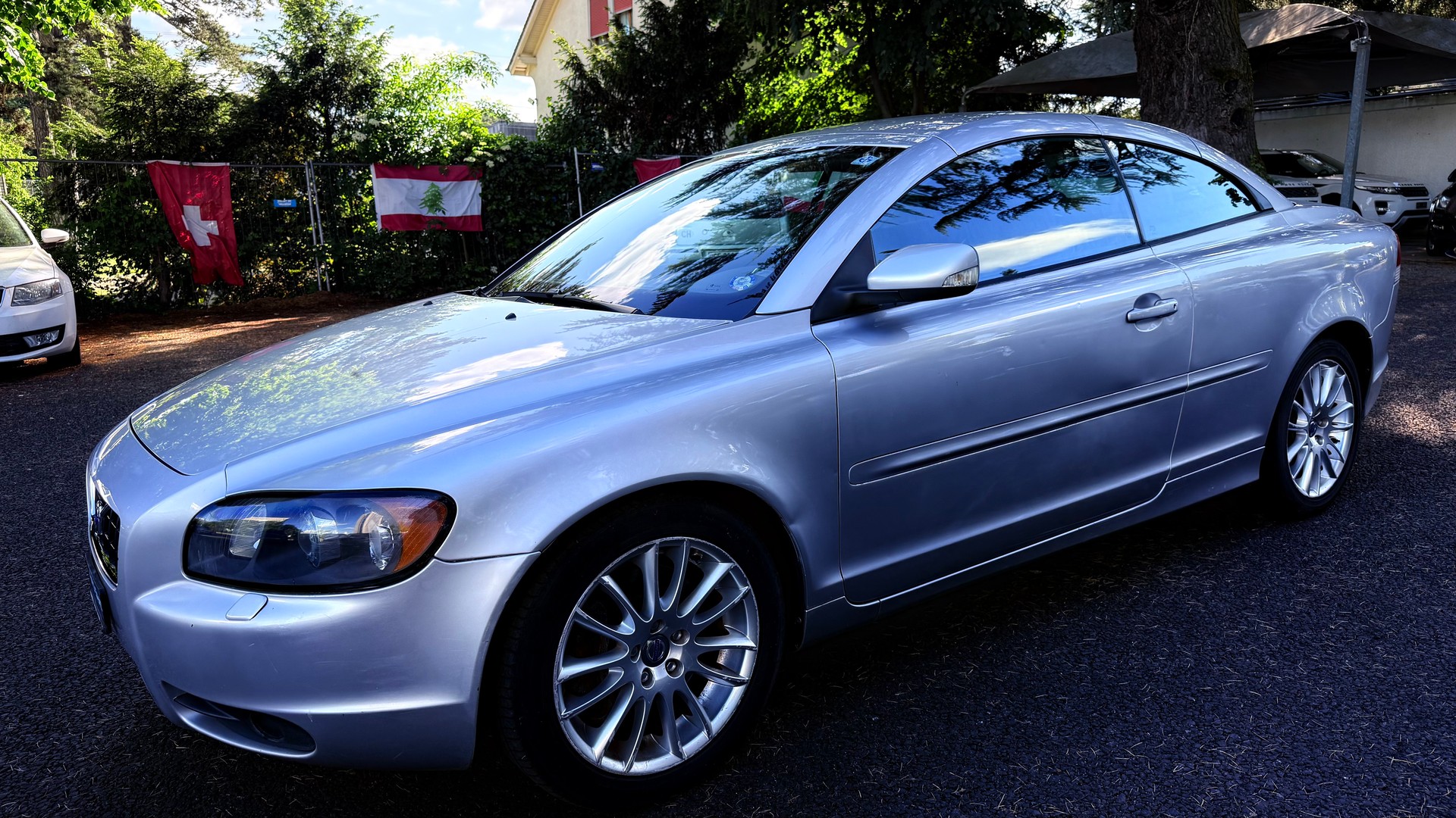 VOLVO C70 2.4 Kinetic-image-2