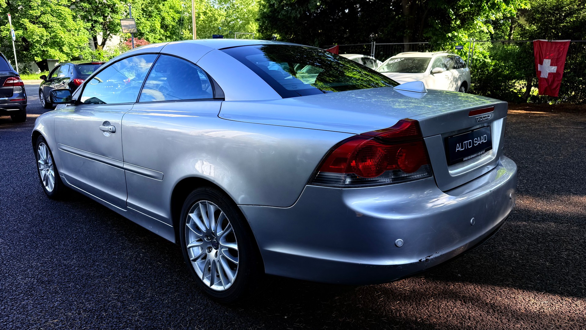 VOLVO C70 2.4 Kinetic-image-3