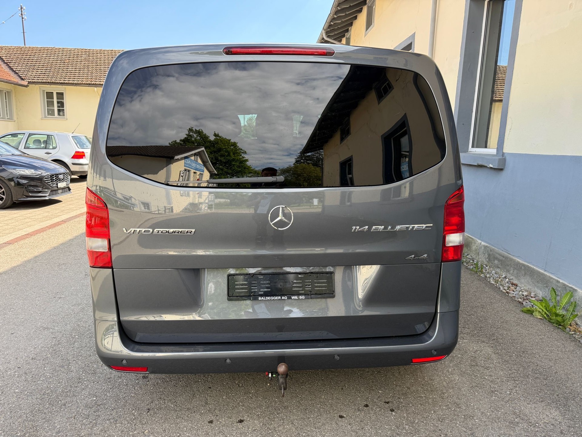 MERCEDES-BENZ Vito 114 BlueTec Tourer Base L 4Matic 7G-Tronic-image-5