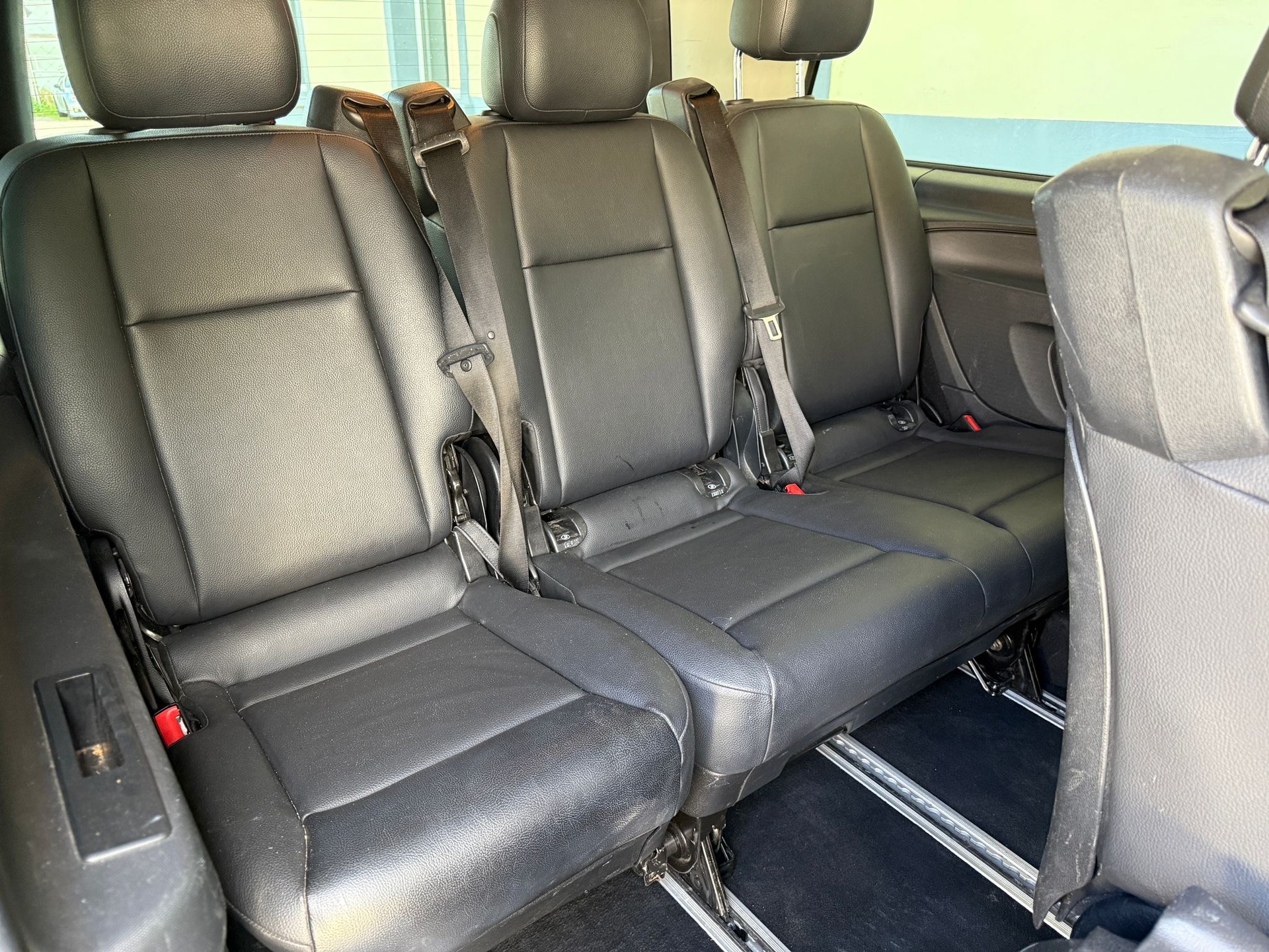 MERCEDES-BENZ Vito 114 BlueTec Tourer Base L 4Matic 7G-Tronic-image-13
