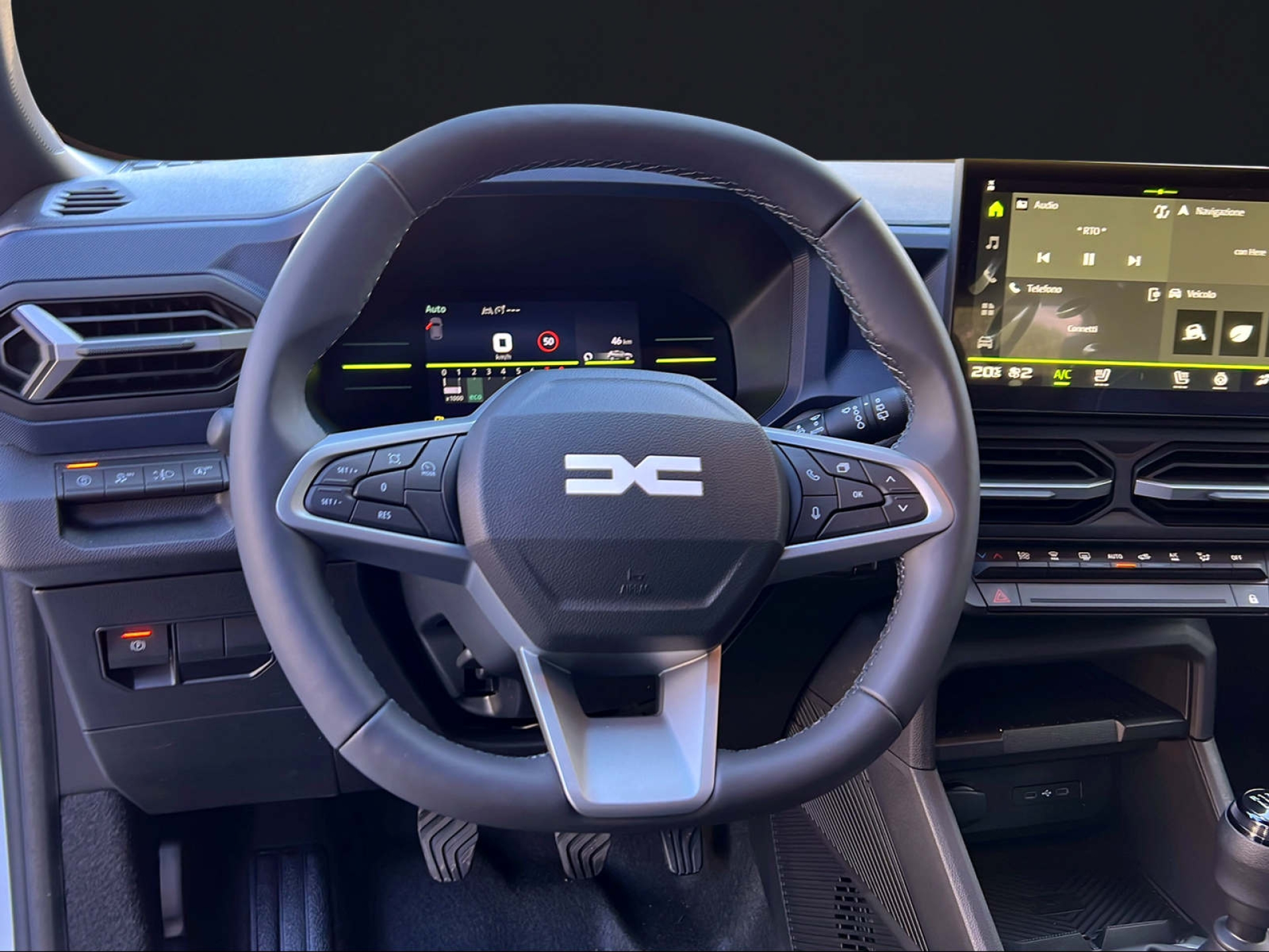 DACIA Duster 1.2 TCe Journey 4WD-image-8