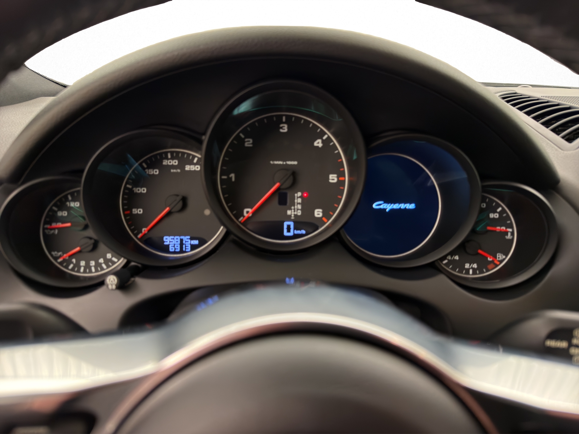 PORSCHE Cayenne 3.0 V6 TDI TipTronic-image-12