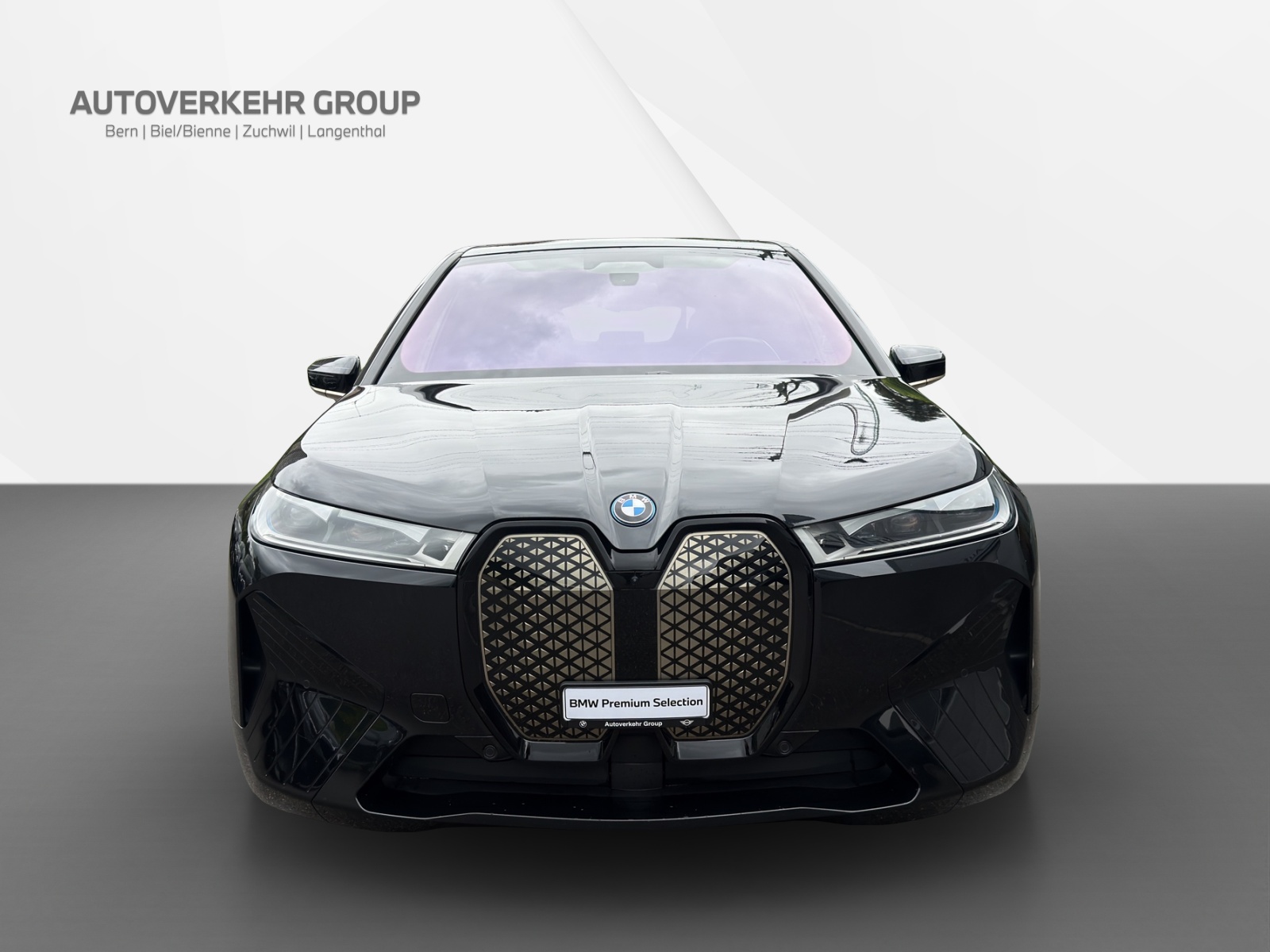 BMW iX xDrive50 Sport-image-2