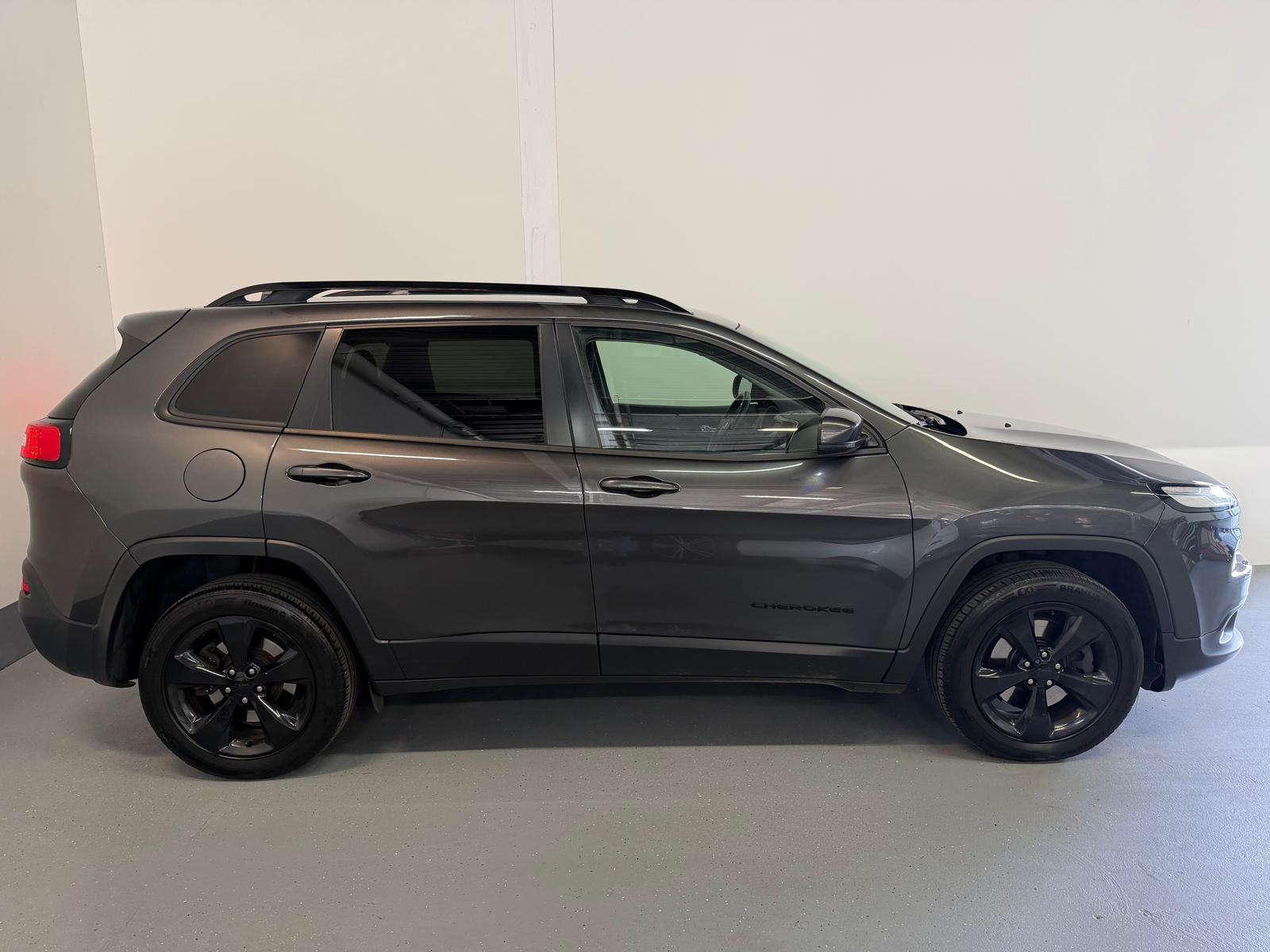 JEEP Cherokee 2.2TD Night Eagle AWD 9ATX AD-image-4