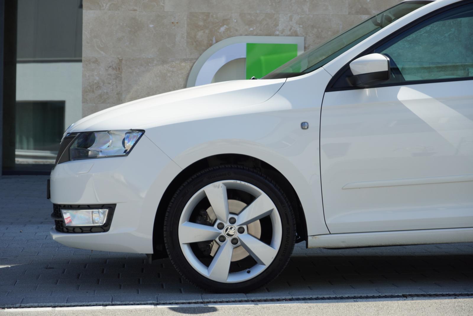 SKODA Rapid Spaceback 1.4 TSI Ambition DSG-image-6