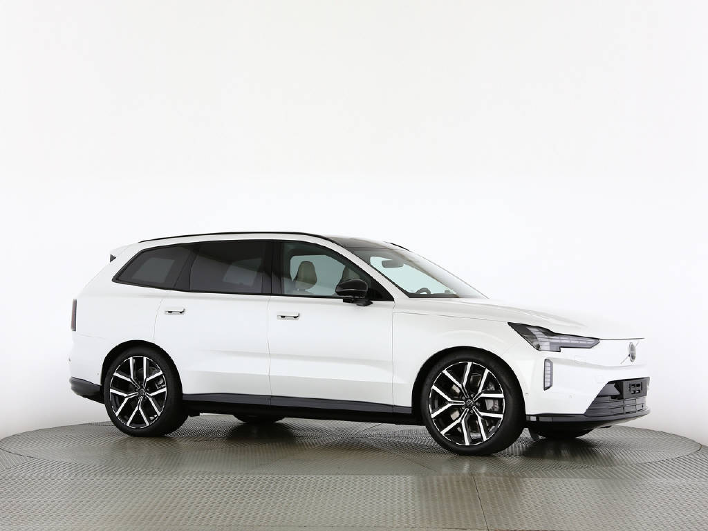 VOLVO EX 90 Twin Performance Ultra AWDD-image-19
