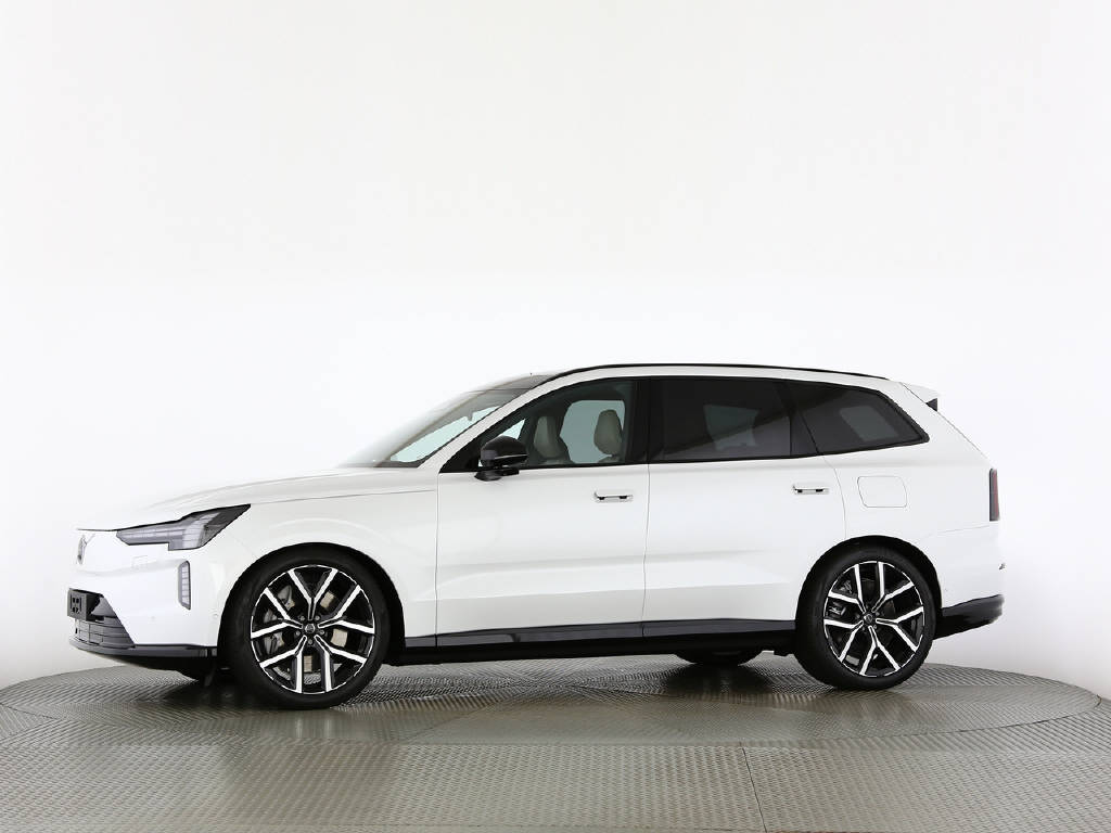VOLVO EX 90 Twin Performance Ultra AWDD-image-9