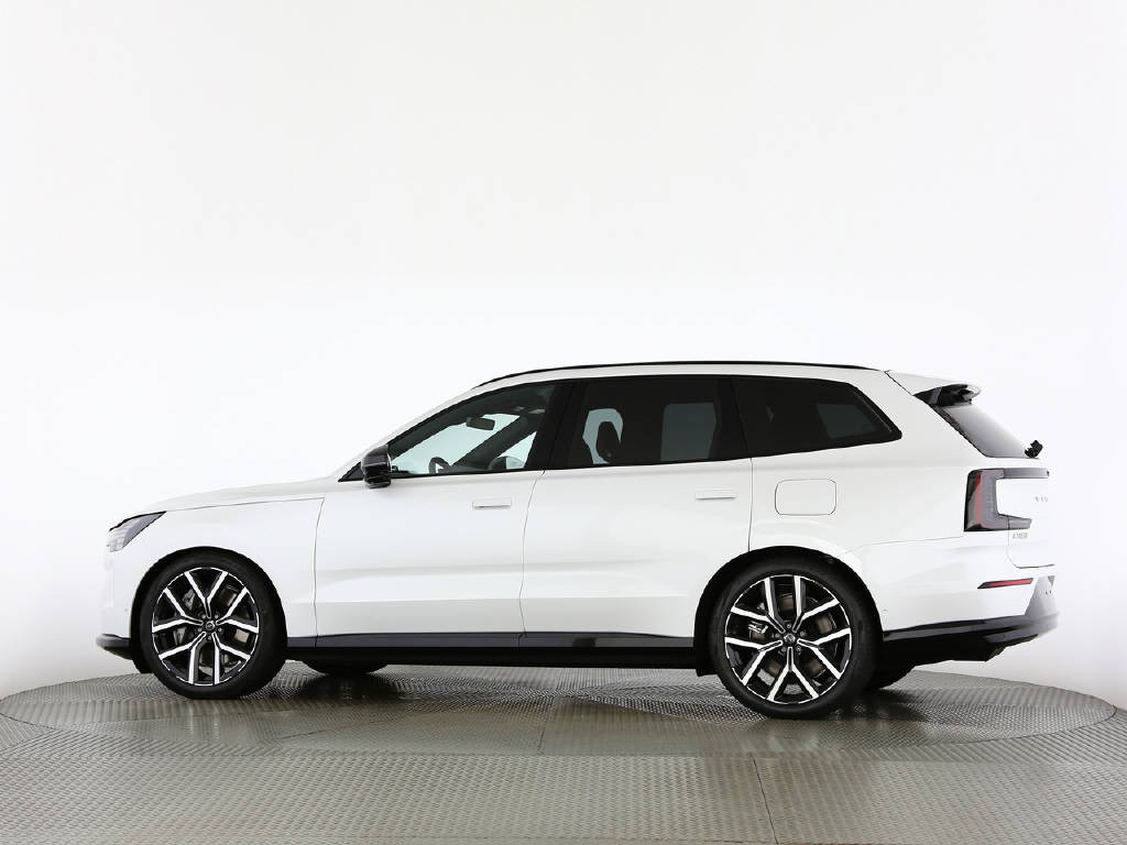 VOLVO EX 90 Twin Performance Ultra AWDD-image-30