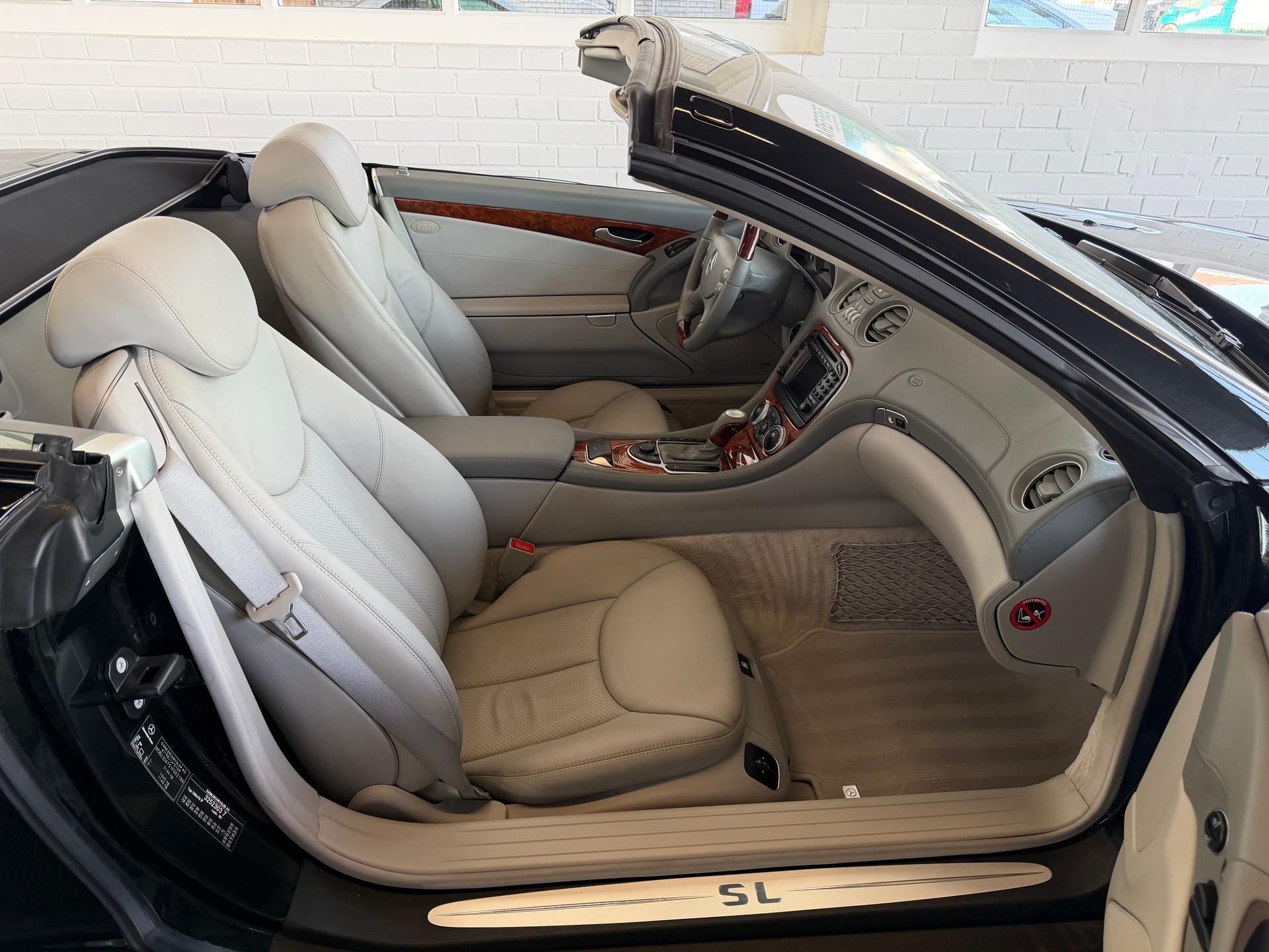 MERCEDES-BENZ SL 500 Automatic-image-9