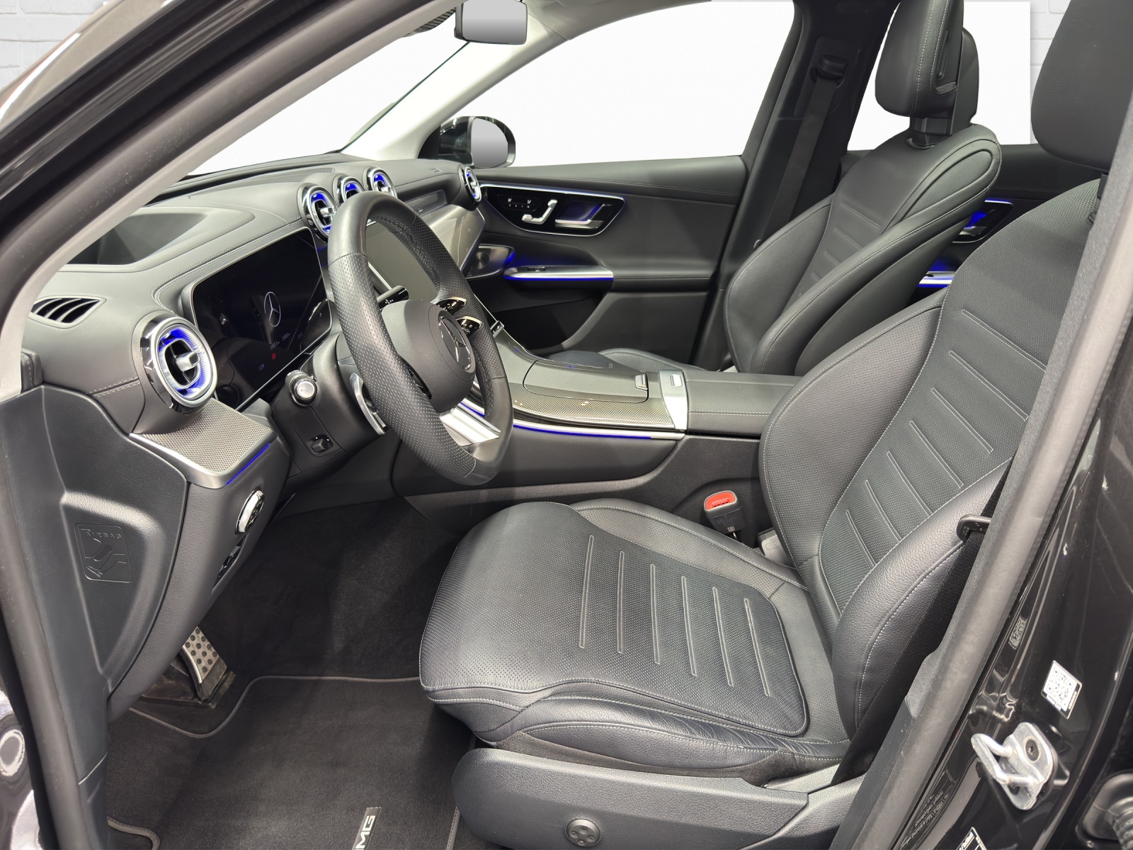 MERCEDES-BENZ GLC 300 de AMG Line 4Matic-image-6