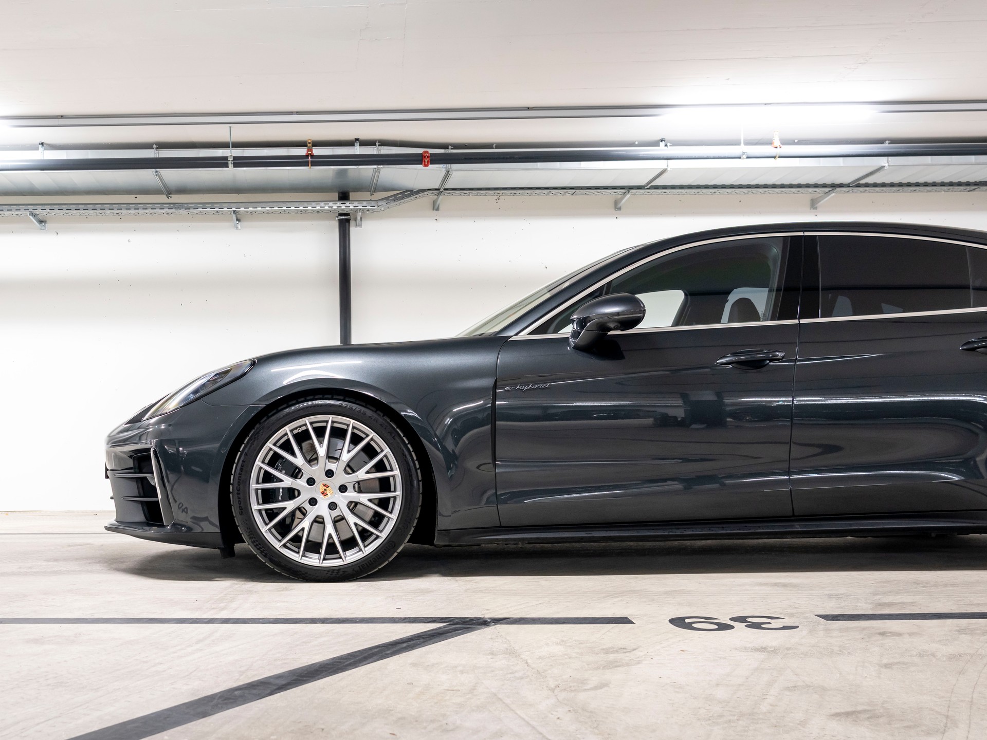 PORSCHE Panamera 4S E-Hybrid PDK-image-5