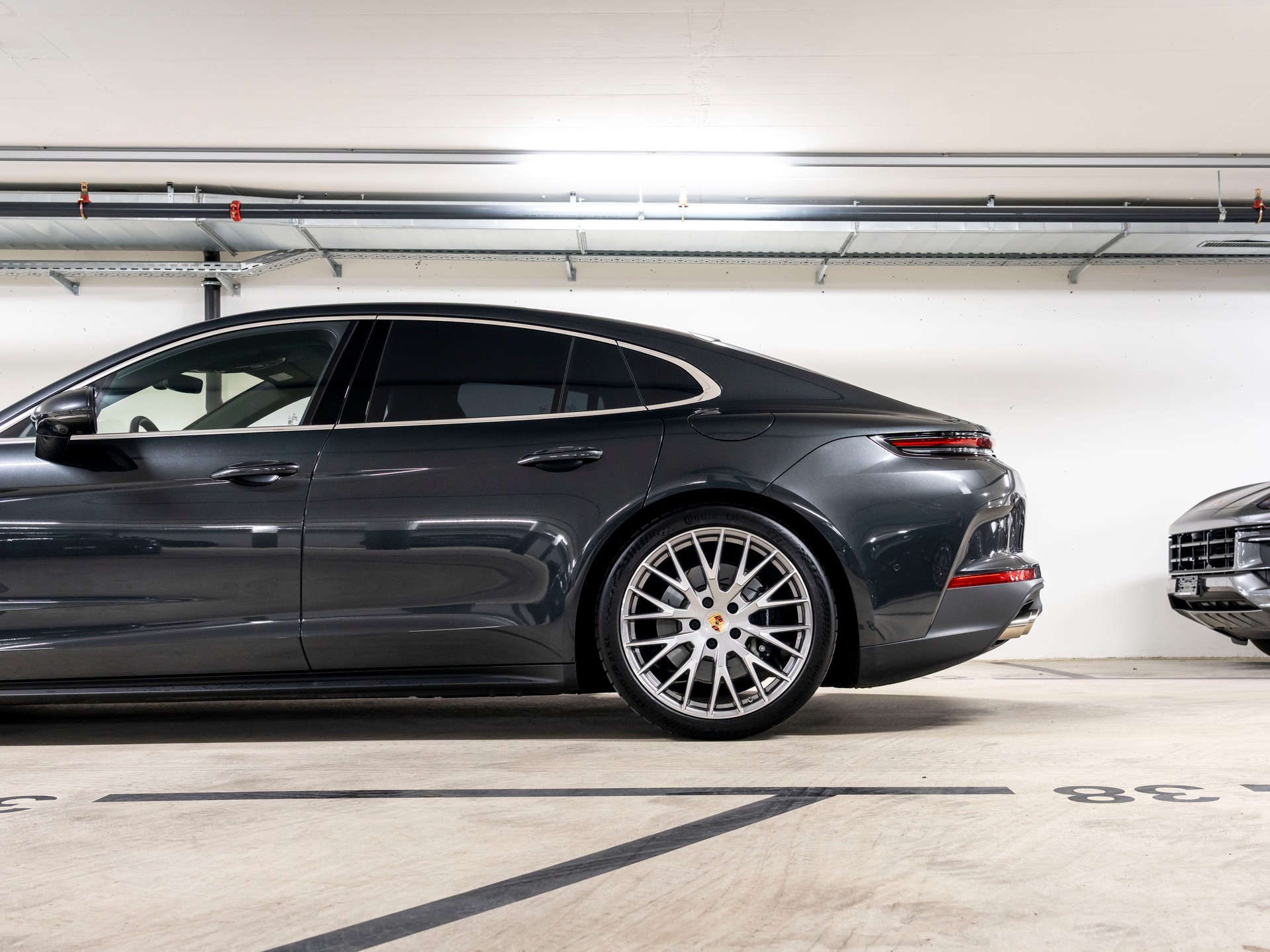 PORSCHE Panamera 4S E-Hybrid PDK-image-6