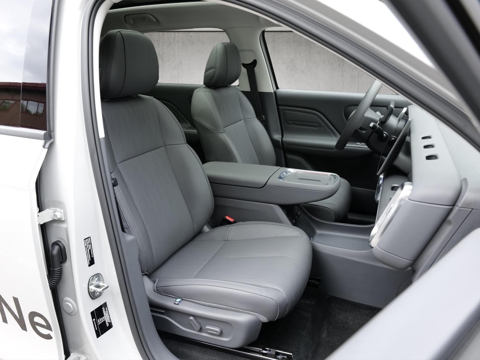 LEAPMOTOR B10 1.5 Hybrid EV-image-15