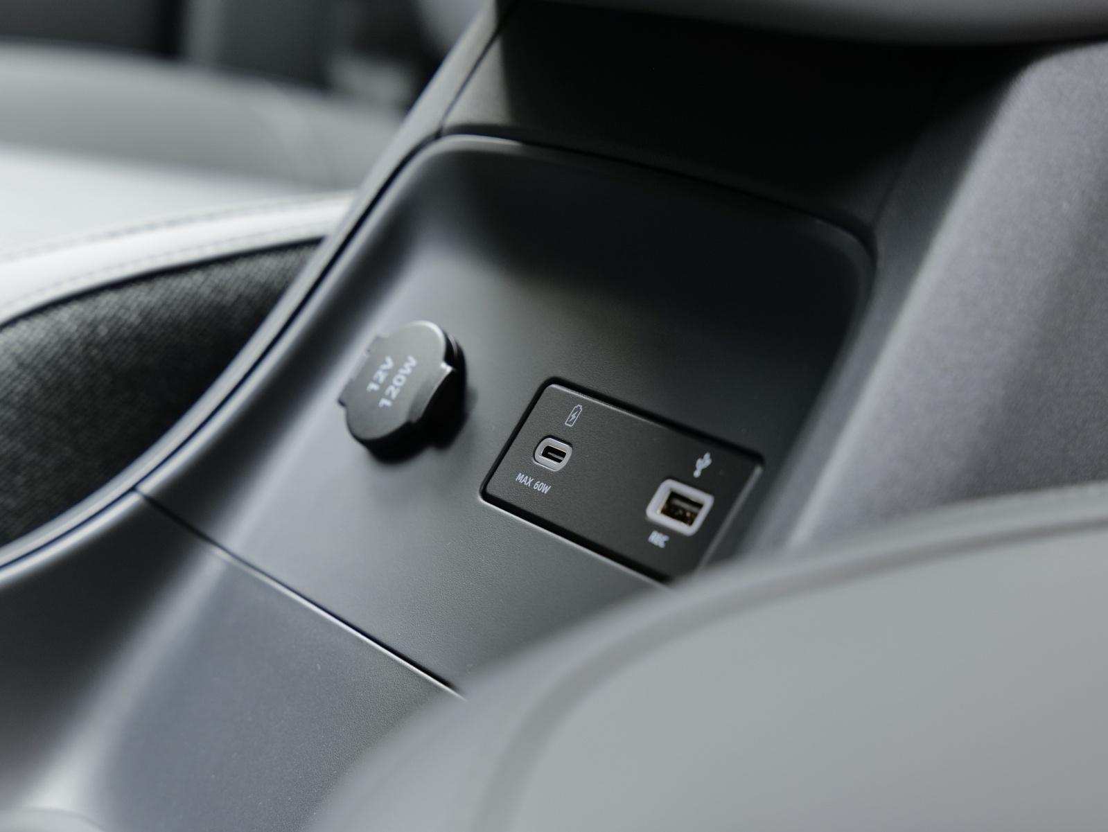 LEAPMOTOR B10 1.5 Hybrid EV-image-28