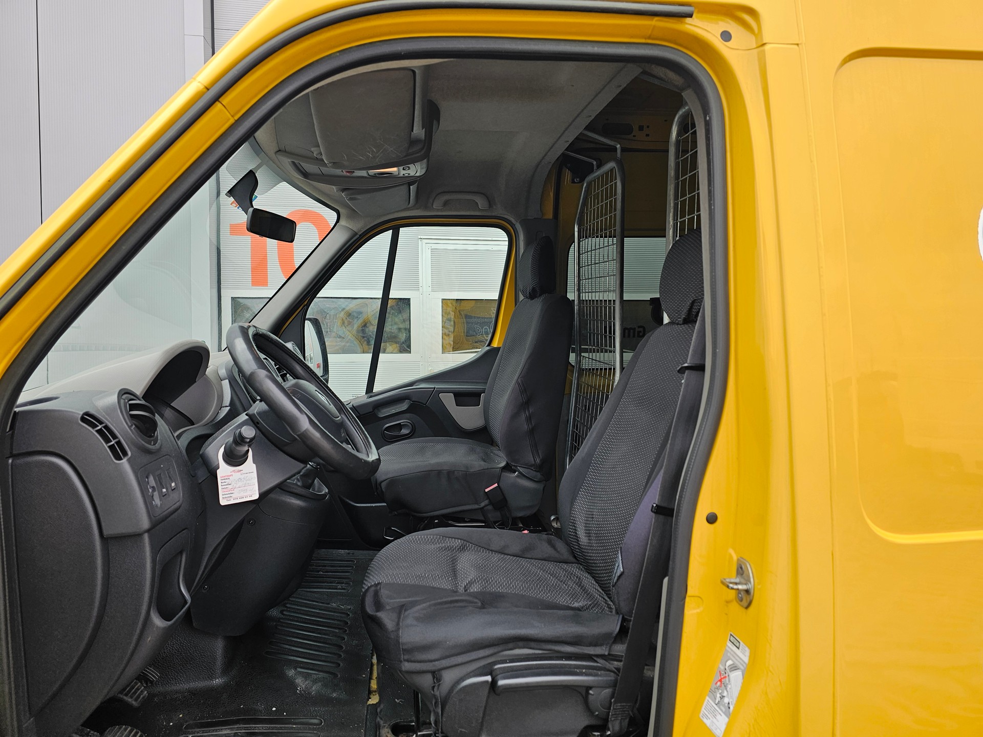 RENAULT Master T35 ENERGY 2.3dCi 135 L3H2-image-9