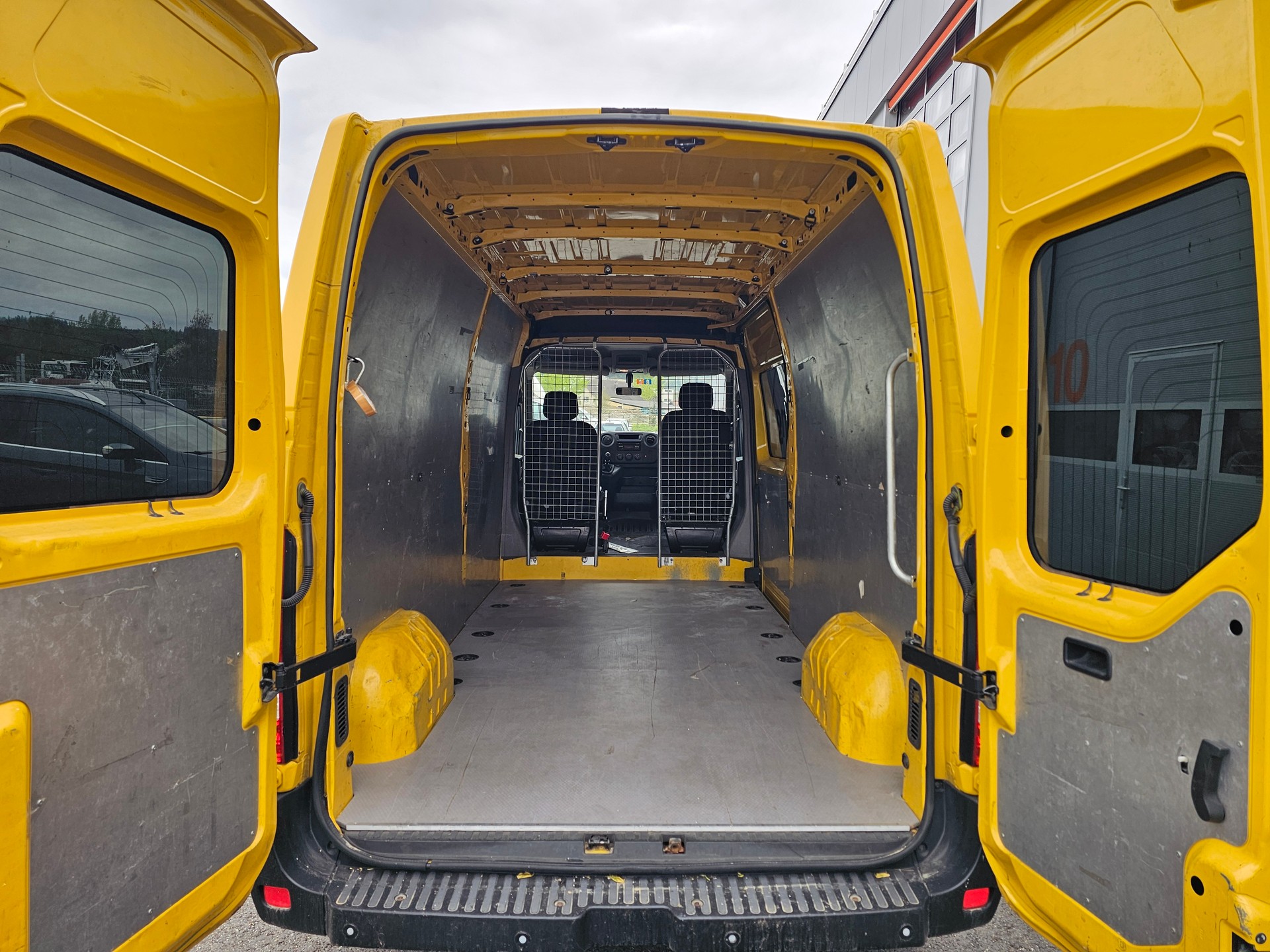RENAULT Master T35 ENERGY 2.3dCi 135 L3H2-image-13
