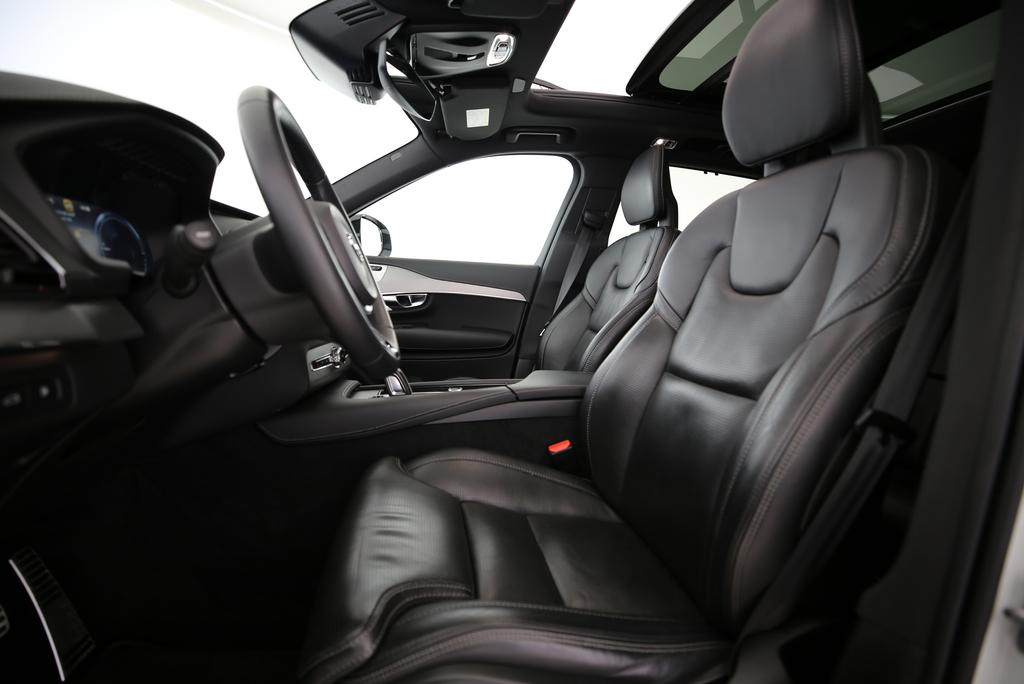 VOLVO 2.0 T8 TE R-Design 7P. eAWD-image-4
