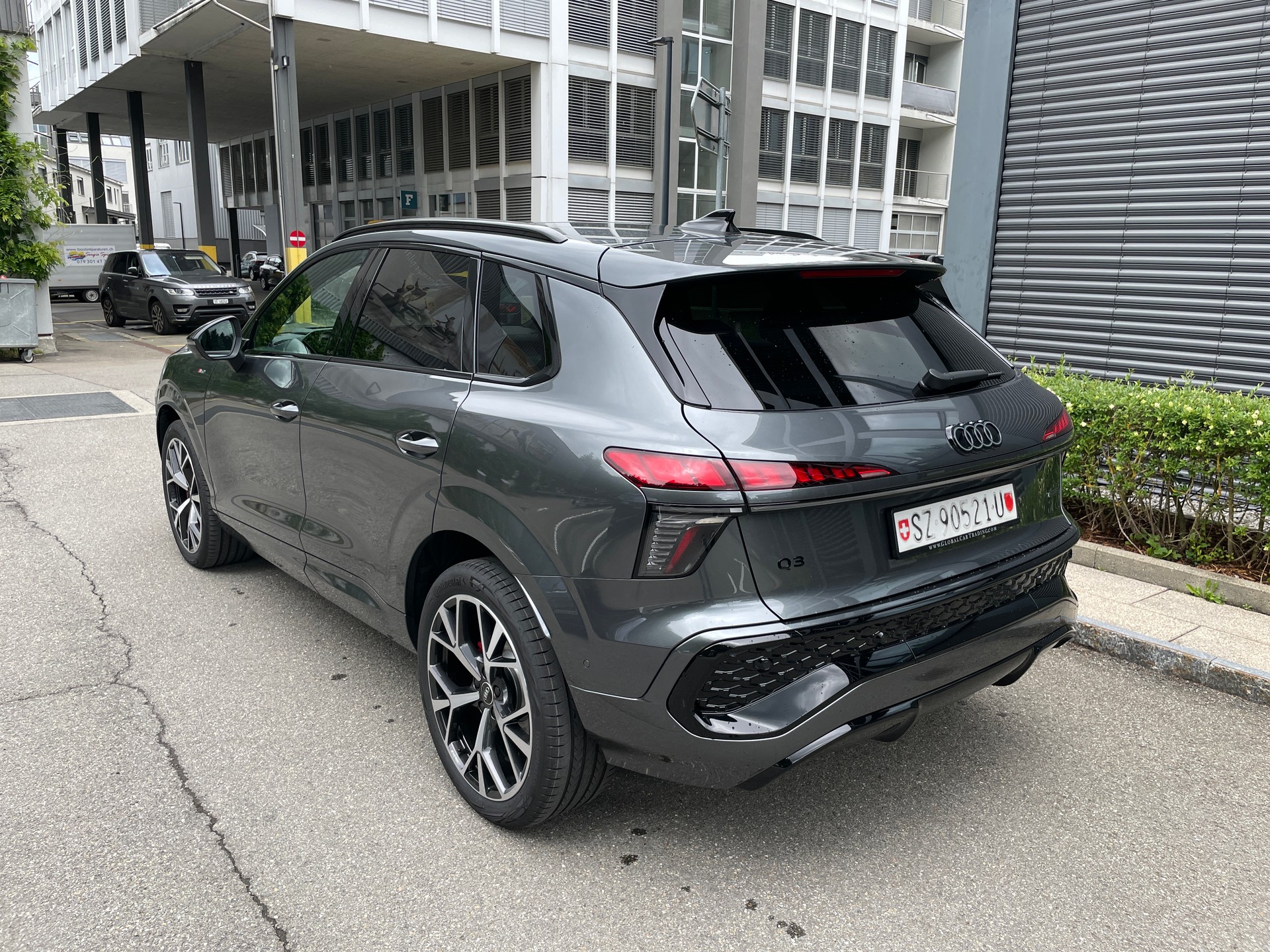 AUDI Q3 SUV TFSI quattro 150 kW S tronic S-Line-showroom-element-2
