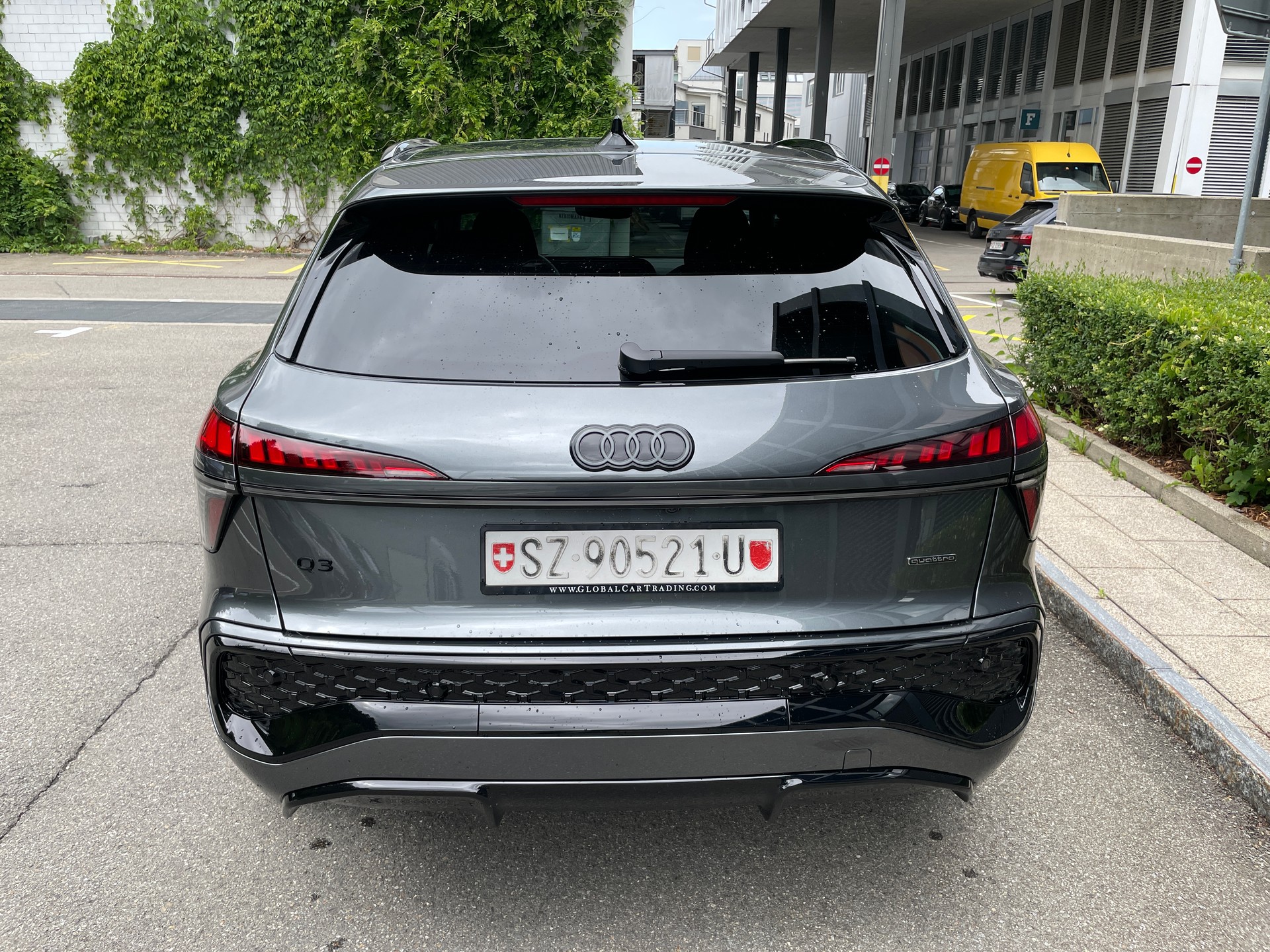 AUDI Q3 SUV TFSI quattro 150 kW S tronic S-Line-showroom-element-3