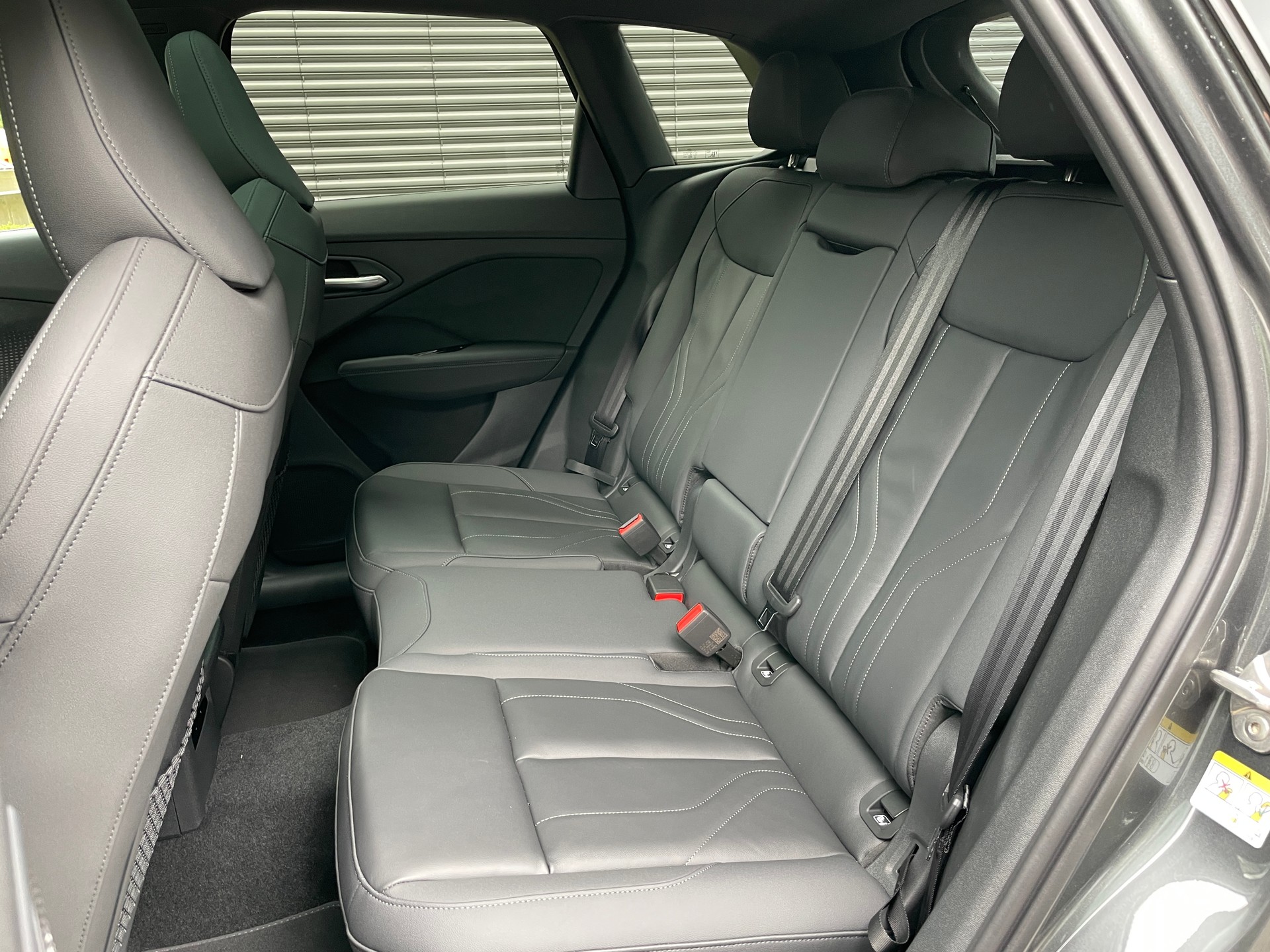 AUDI Q3 SUV TFSI quattro 150 kW S tronic S-Line-image-14